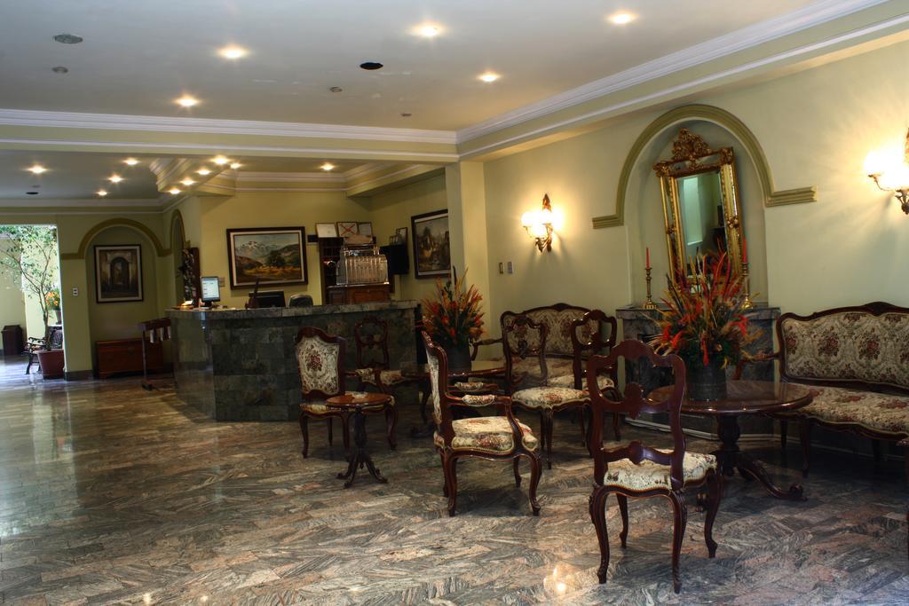 Capital Plaza Hotel Сукре Экстерьер фото