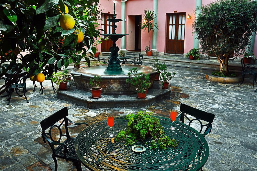 Capital Plaza Hotel Сукре Экстерьер фото