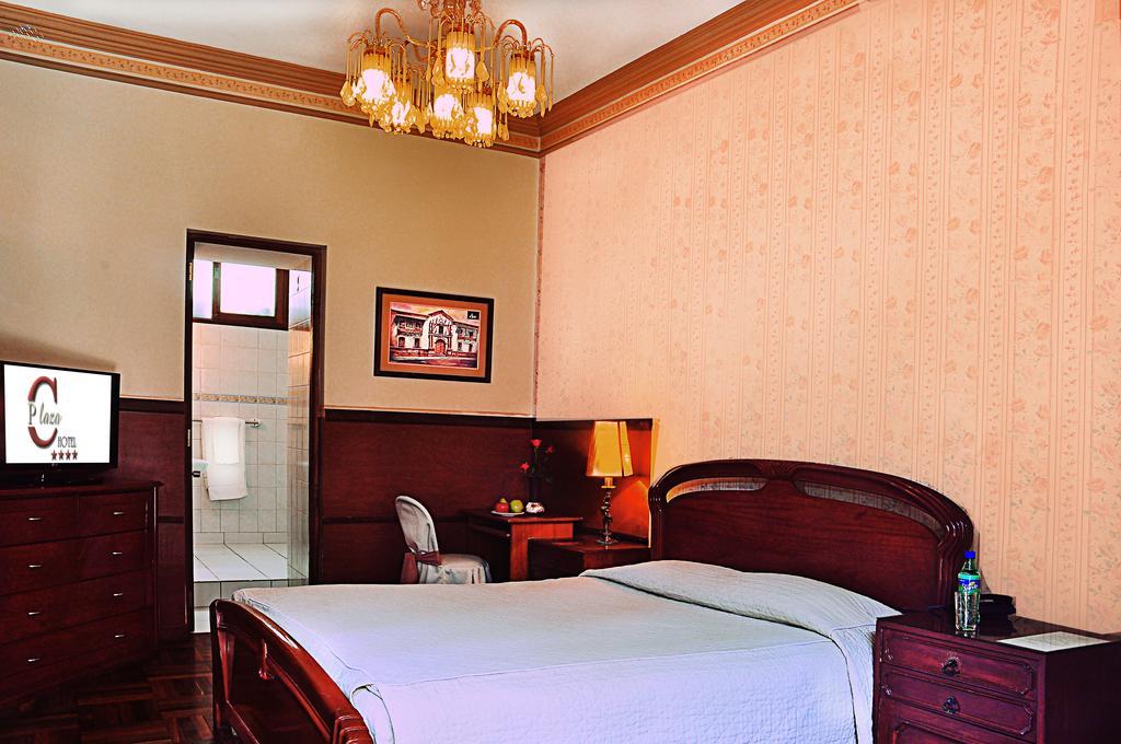 Capital Plaza Hotel Сукре Экстерьер фото