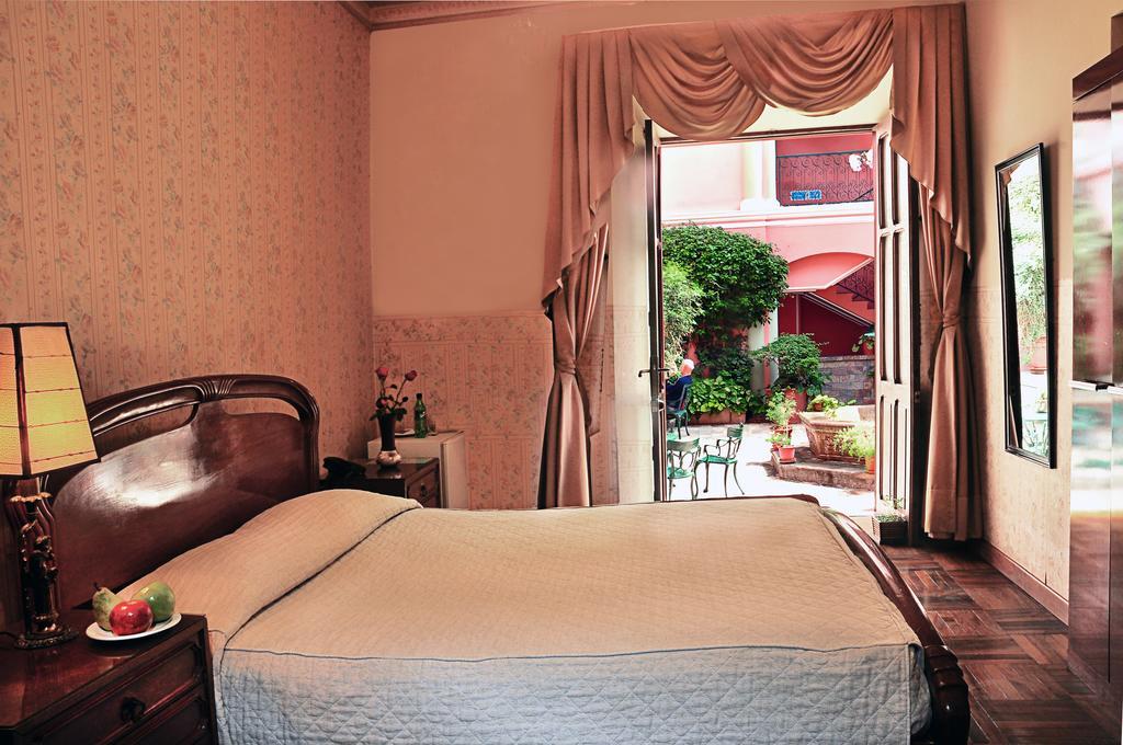 Capital Plaza Hotel Сукре Экстерьер фото