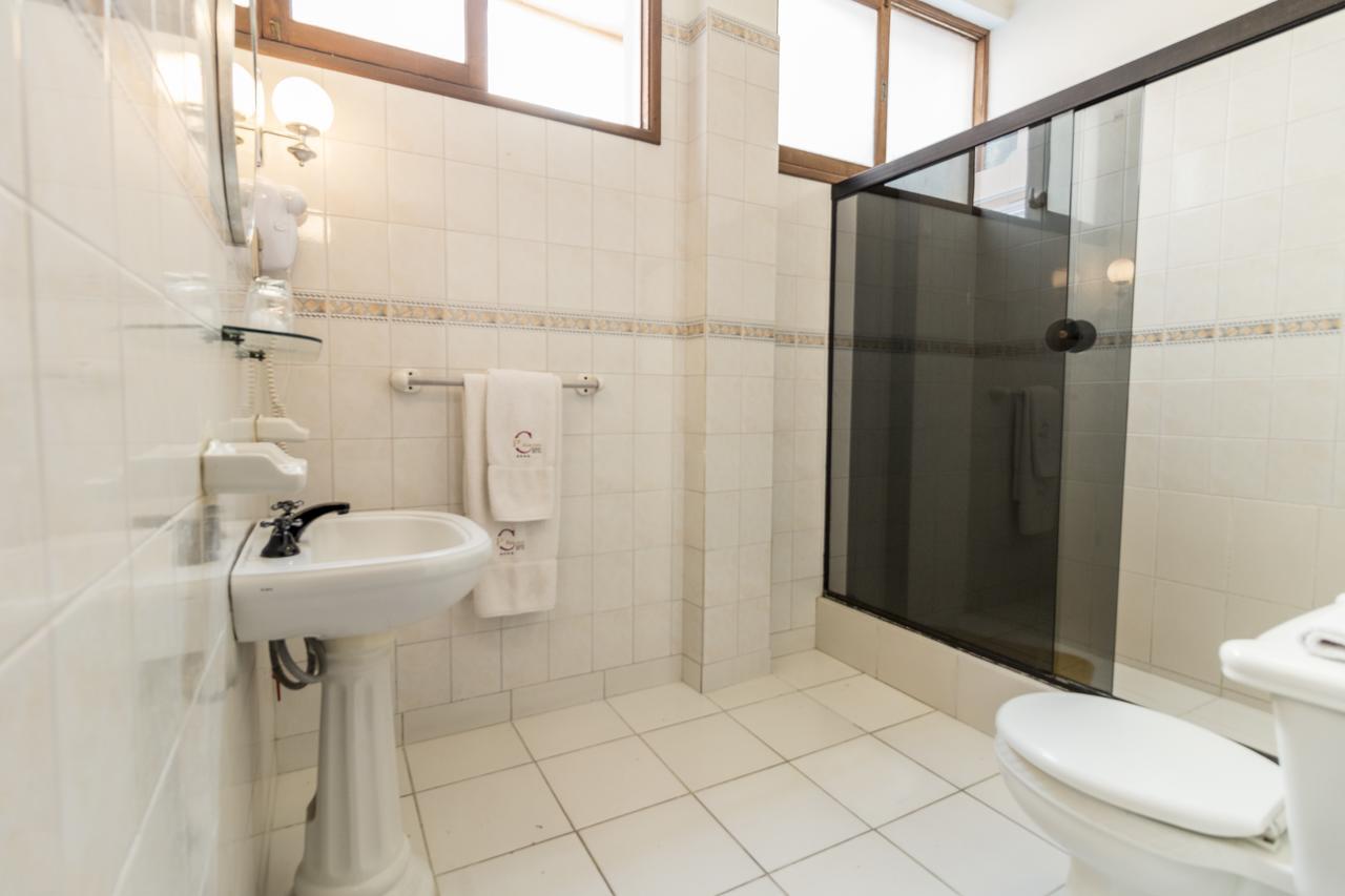 Capital Plaza Hotel Сукре Номер фото
