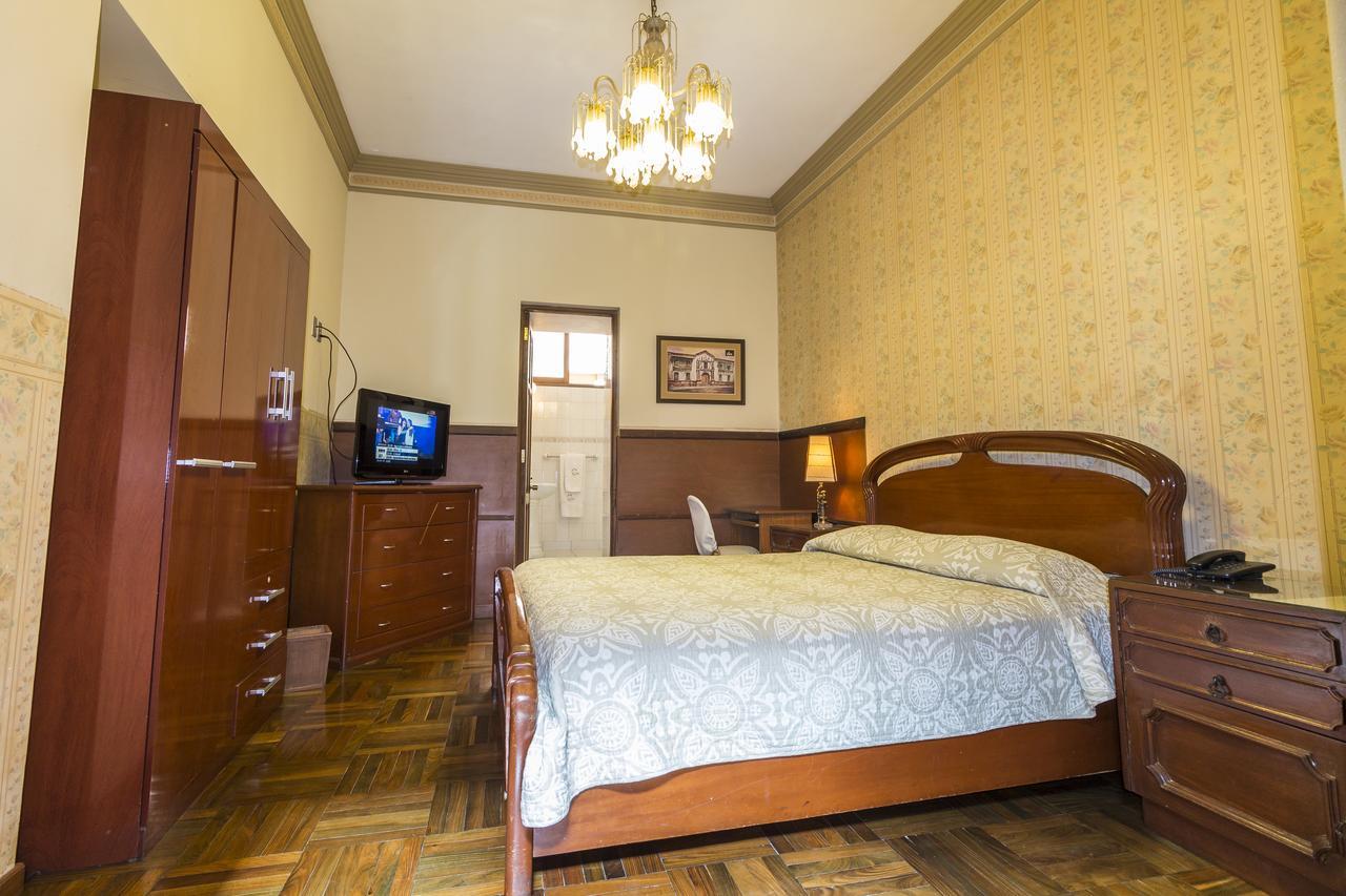Capital Plaza Hotel Сукре Экстерьер фото
